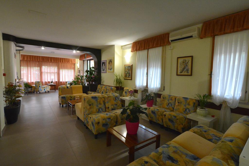 Hotel Zani Cervia Zewnętrze zdjęcie